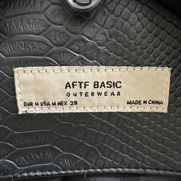 AFTF Basic Outerwear Leatherette Black Jacket Size Medium - Picture 2 of 2